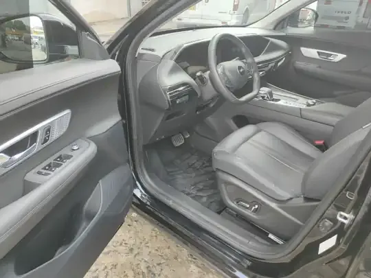 Dongfeng Aeolus Huge 2024 (38300 км)