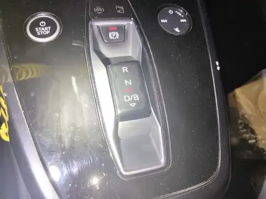 Audi Q4 e-tron 2024 (39200 км)