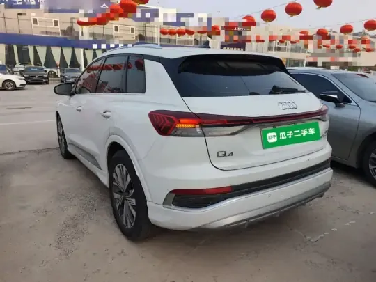 Audi Q4 e-tron 2024 (47699 км)