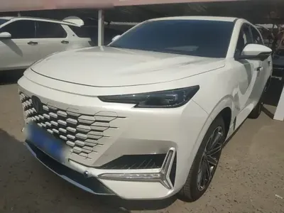 CHANGAN UNI-K 2024 (12600 км)