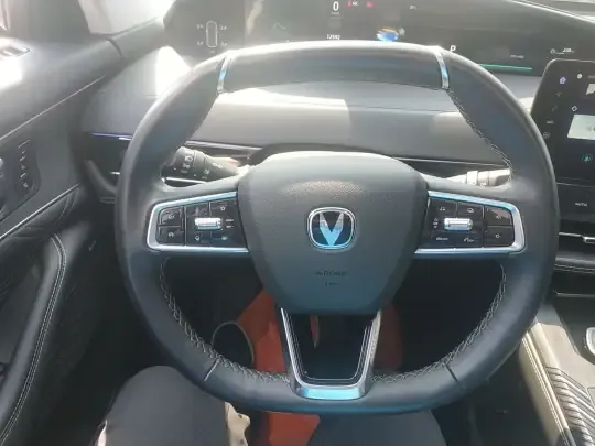 CHANGAN UNI-K 2024 (12600 км)