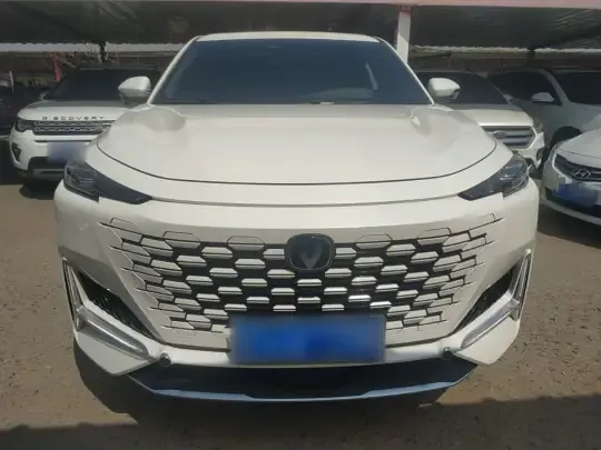 CHANGAN UNI-K 2024 (12600 км)