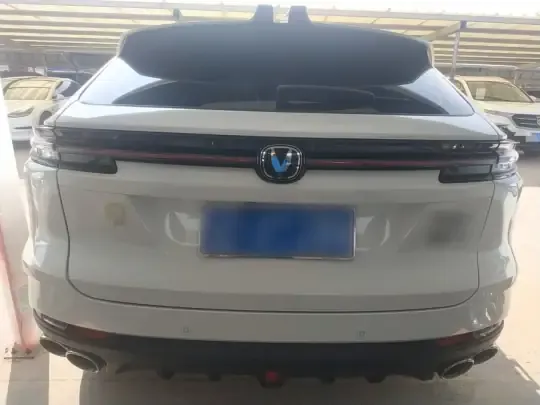 CHANGAN UNI-K 2024 (12600 км)