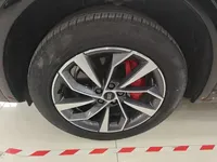 Audi Q5L 2024 (18200 км)