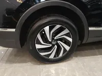 Volkswagen Tiguan L 2024 (11500 км)