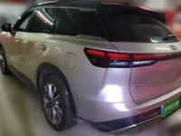 Infiniti QX60 2024 (25300 км)