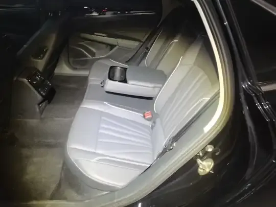 Volkswagen Passat 2024 (23700 км)