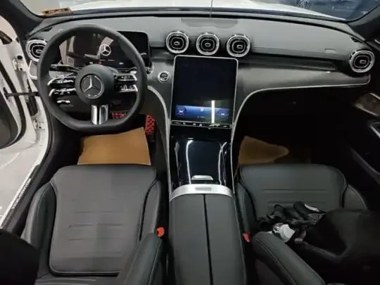 Mercedes-Benz C-Class 2024 (26400 км)