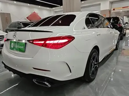 Mercedes-Benz C-Class 2024 (26400 км)
