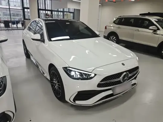 Mercedes-Benz C-Class 2024 (10400 км)