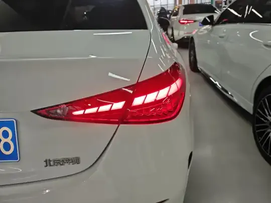 Mercedes-Benz C-Class 2024 (10400 км)