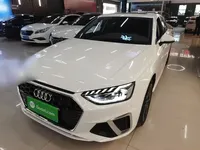 Audi A4L 2024 (29700 км)