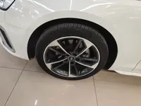 Audi A4L 2024 (29700 км)