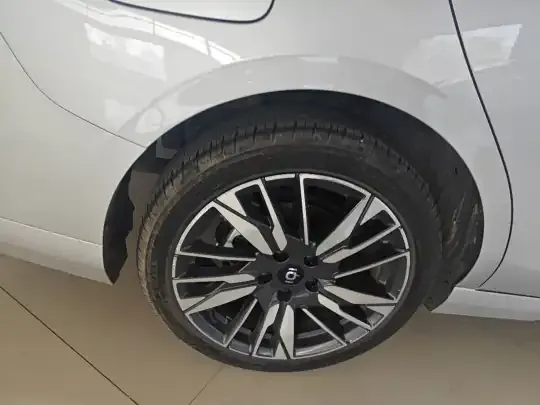 CHANGAN NEVO A05 2024 (53200 км)