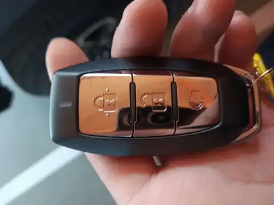 Sinotruk BOLDEN 2024 (400 км)