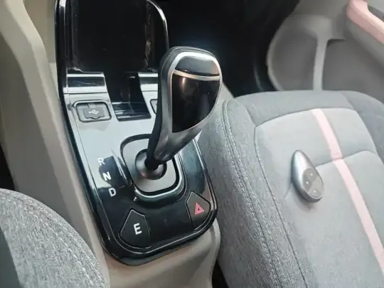 JMEV Ezi EV3 2023 (13900 км)
