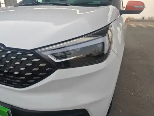 JMEV Ezi EV3 2023 (13900 км)