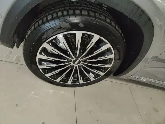 Geely Auto Monjaro L Intelligent Engine 2024 (2200 км)