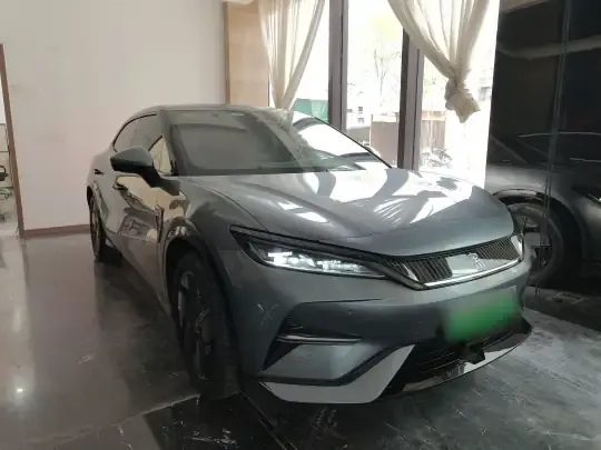 BYD Song L EV 2024 (50800 км)