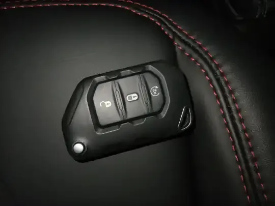 Jeep Wrangler 2024 (3200 км)