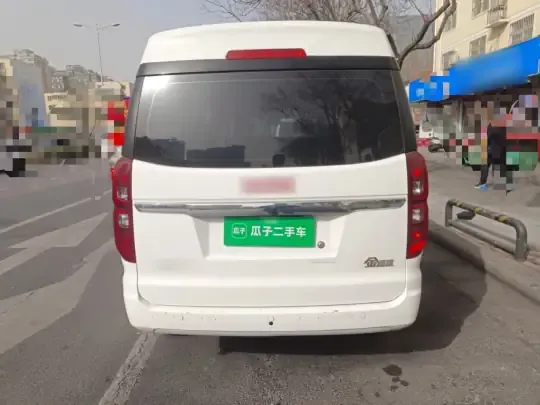 Jinbei Gold Hiace M Classic 2024 (21000 км)