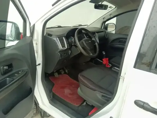 Jinbei Gold Hiace M Classic 2024 (27000 км)