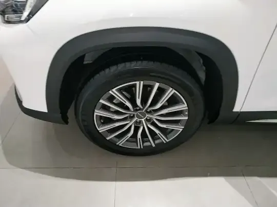 JETOUR X90 PLUS 2024 (7900 км)
