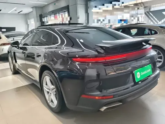 Porsche Panamera 2024 (3800 км)