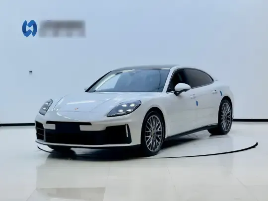 Porsche Panamera 2024 (14600 км)