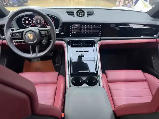 Porsche Panamera 2024 (14600 км)