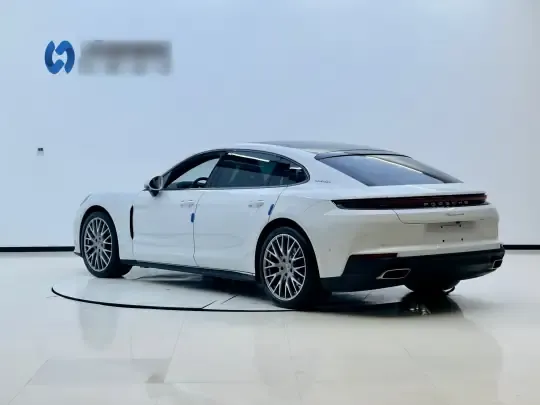 Porsche Panamera 2024 (14600 км)