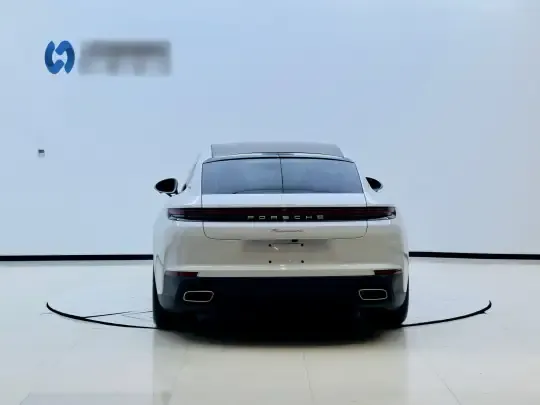 Porsche Panamera 2024 (14600 км)