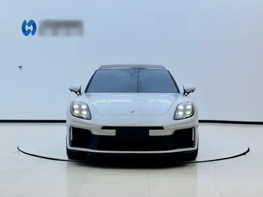 Porsche Panamera 2024 (14600 км)