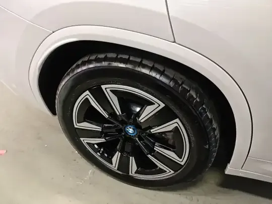 BMW iX3 2023 (36600 км)