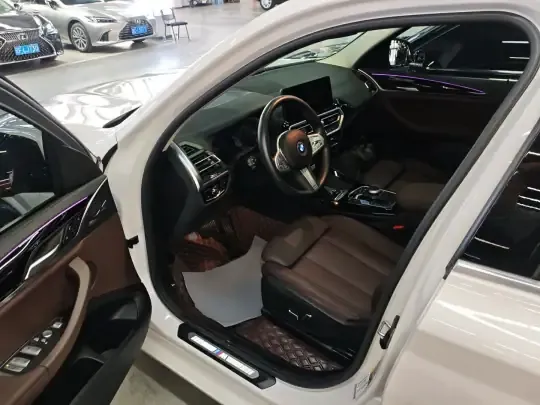 BMW iX3 2023 (36600 км)