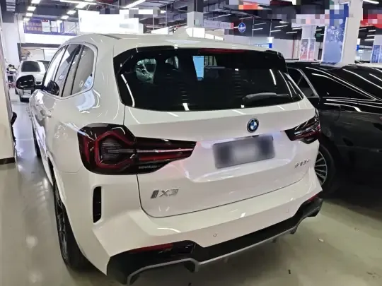 BMW iX3 2023 (36600 км)