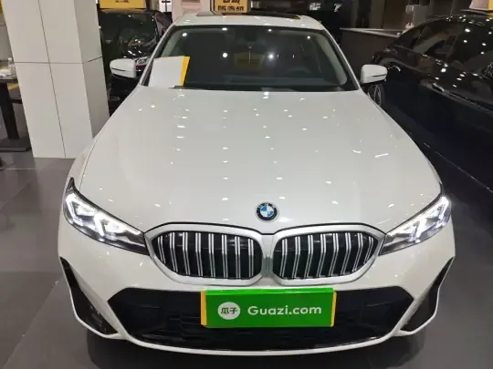 BMW 3 Series 2024 (15200 км)