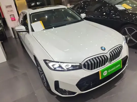 BMW 3 Series 2024 (15200 км)