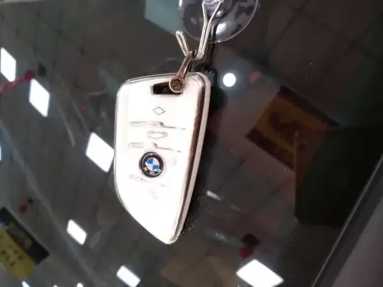 BMW 3 Series 2024 (16600 км)