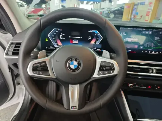 BMW 3 Series 2024 (26800 км)