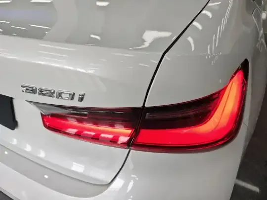 BMW 3 Series 2024 (26800 км)