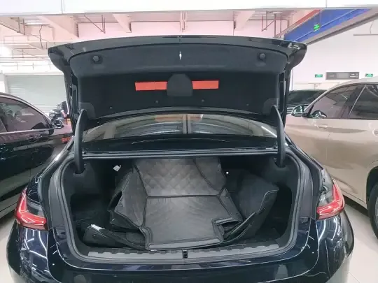 BMW i3 2024 (10300 км)
