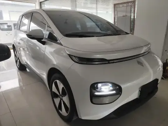 Baojun Cloud 2023 (19900 км)