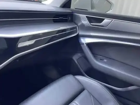 Audi A7 2024 (23200 км)