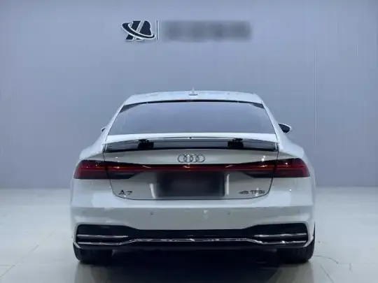 Audi A7 2024 (23200 км)