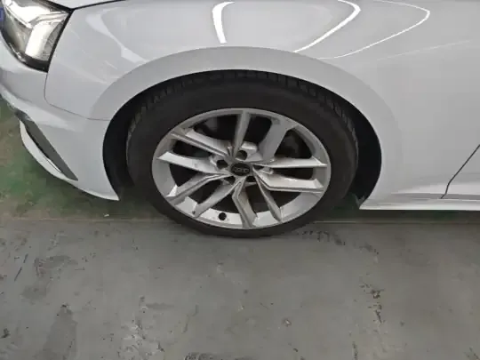 Audi A5 2024 (34400 км)