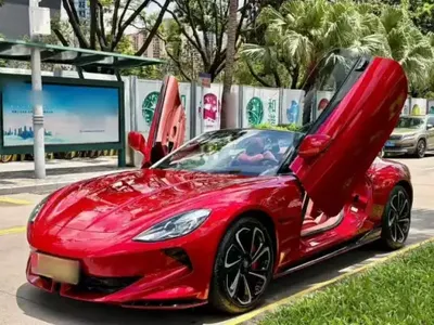 MG Cyberster 2024 (13000 км)