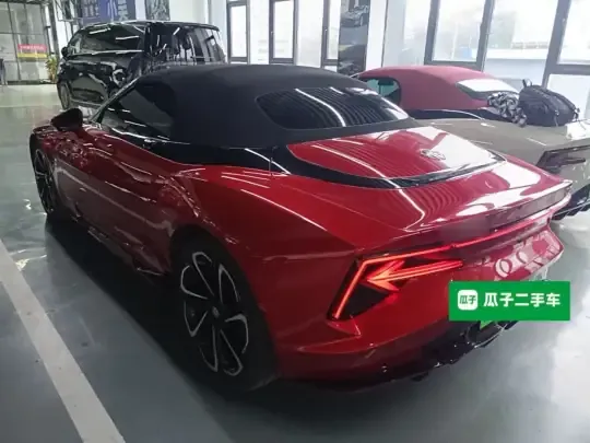 MG Cyberster 2024 (3900 км)
