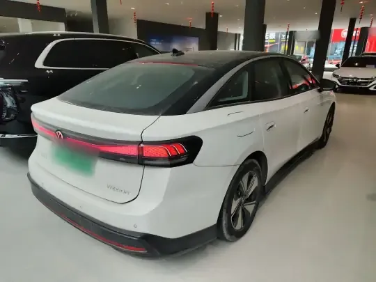 Volkswagen ID,7 VIZZION 2024 (22000 км)