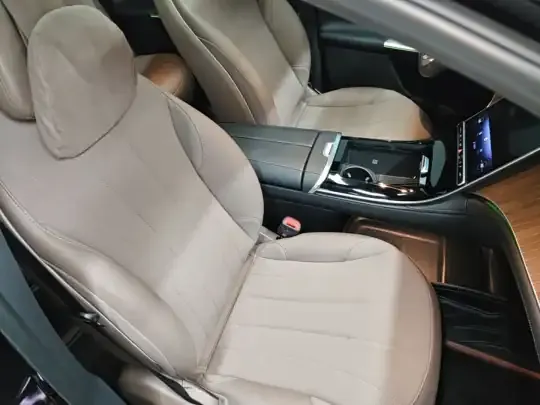 Mercedes-Benz EQE SUV 2024 (23000 км)